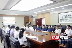 湖南工业大学与株洲市二中共建“教育硕士实习基地”正式启动图片