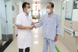 手术恰逢26年前的学生主刀，老师说我很放心图片