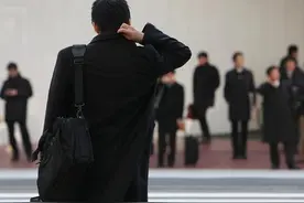 日本“家里蹲”群体超100万人？专家建议改叫“社会距离综合征”图片
