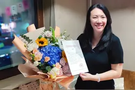 怒赞青岛的北京游客，收到特别的邀请函图片