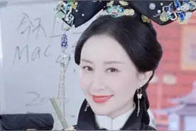 百变演员舒畅解锁主播新身份，创新“剧情风”直播间图片