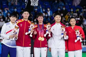 奥运联队夺3人女篮金牌，马布里：对杨舒予印象深刻图片