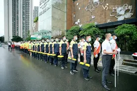 与业主共美好，成都万科物业进驻天鹅湖花园图片