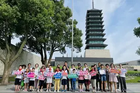 “小先生”们带着爸妈，一起看宝山的过去和未来→图片