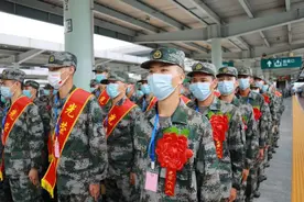 报告，秋季新兵前来报到！图片