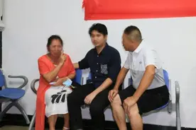 6岁男童被拐，16年后爸爸手机屏保曝光，让人瞬间破防图片