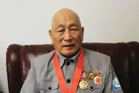 为了战友临终时的一句嘱托 江苏九旬老兵苦寻烟台战友亲属70多年图片