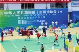 冠军的背后是他们不懈的努力图片