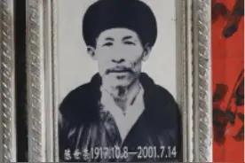 今天鲜花献给英烈图片
