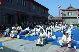 临沭：传统手工艺蹚出致富路 小柳条“编”出176亿元产业链图片
