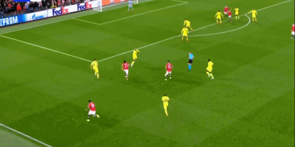 ​C罗贡献绝杀，曼联2比1逆转维拉利尔图片