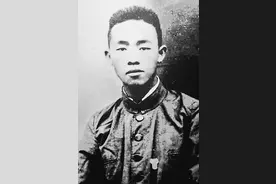 以烈士为榜样，秉承家训踏实做事，邓恩铭侄子30年守护家乡绿水青山图片