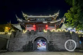体验不一样的魅力 夜游龙兴古镇图片