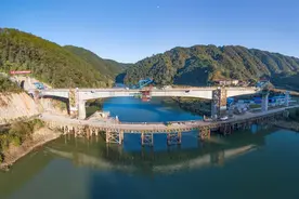 闽西北革命老区首条铁路浦梅铁路开通运营图片