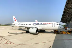 起飞！航空公司加足国庆运力投放图片