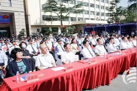 刘德华为反诈助力 青岛公安“金盾”志愿服务队亮相图片