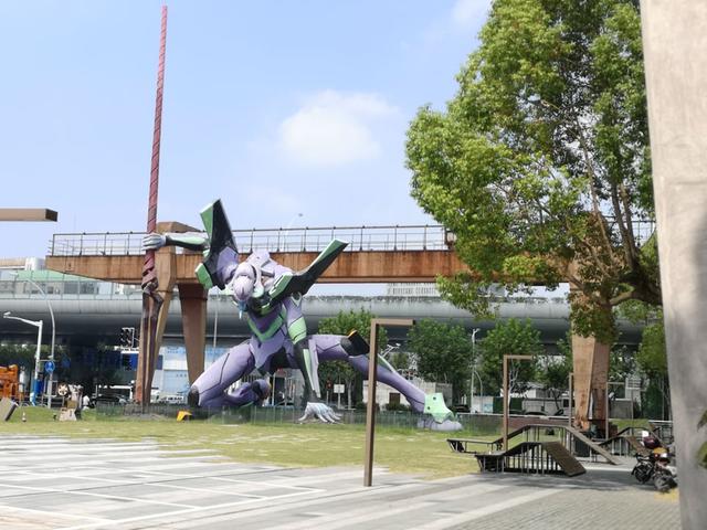 奥特曼的中国生意