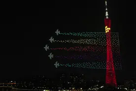 大片来袭！千架无人机海心沙夜空震撼演绎，礼赞盛世华诞图片