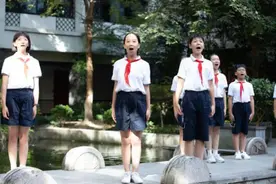震憾！杭州建兰师生同诵《少年中国说》直击人心图片