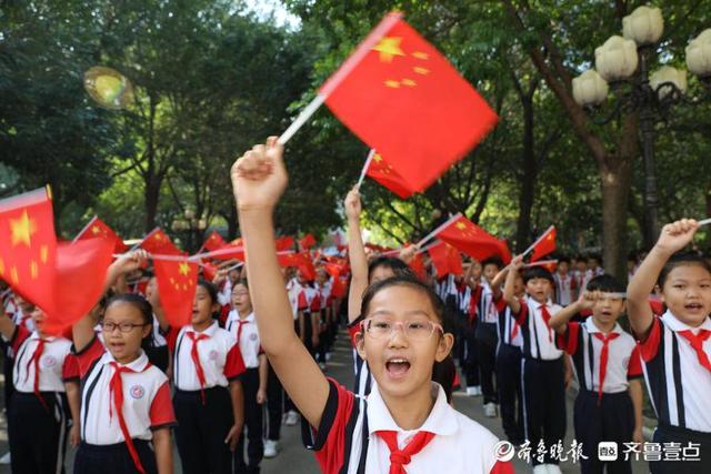 ����ҳ���ͯ�������������صڶ�ʵ��Сѧ����ӭ����