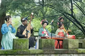 向祖国“表白”青城山-都江堰景区推出国庆系列主题旅游活动图片