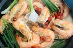 简单几步做好一盘鸡翅焖虾，快速搞定一餐饭图片