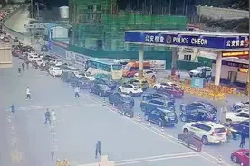 实时路况｜雅康高速康定收费站分流管控图片