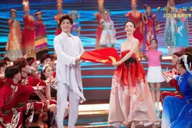 昨晚的国庆晚会，这个杭州人的表演太飒了图片