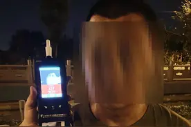 别追了！我跑不动了，酒驾男300米“赛跑”输给巡特勤图片
