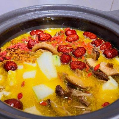 花胶香菇煲鸡汤 花胶香菇煲鸡汤怎么做