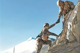 跋山涉水 巡守边界——新疆喀什军分区维一勒麻边防连官兵巡逻执勤影像图片