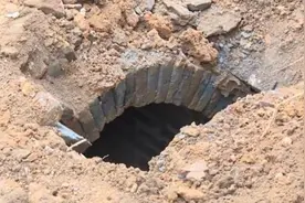 韶关一小区内现4座青砖券顶墓，专家：初步判定为明清时期墓视频封面