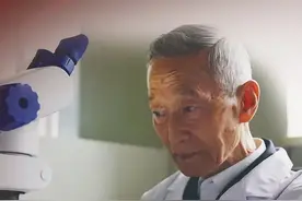 国庆正当红 崔道植：热爱祖国是一种根植于内心的情感图片