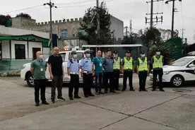 国庆期间 成都交警联合多部门严查客货运输车辆违法行为图片