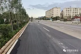 助力COP15！地铁2号线二期两处围挡“瘦身美颜”图片