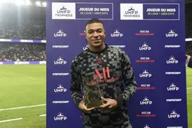 姆巴佩承认抱怨内马尔是“流浪汉”，但问题已解决，对梅西很尊重图片