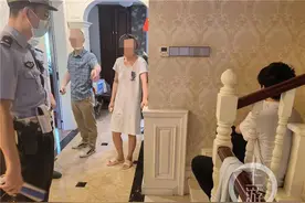 男生因玩手机与父母大打出手 民警建议签“手机管理协议”图片