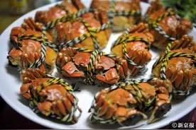 国庆食荐丨蒸蟹、醉蟹、辣炒蟹、蟹粉小笼包……假期在家吃螃蟹啦图片