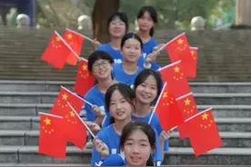 惊呆了！爸妈把我的国庆假期作业吃了，并给出一致好评图片