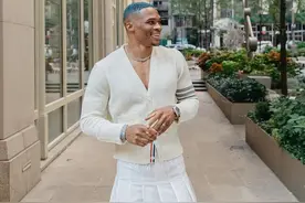 NBA球星爱上「穿女装」？球场变秀场，直男原来会穿搭啊图片