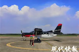 “飞的”出行不堵车，国庆期间这条低空航线火了图片
