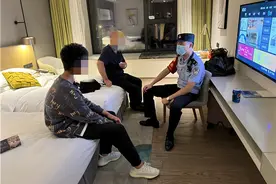 17岁男生为当电竞主播逃学离家出走 终被上海铁警找回图片