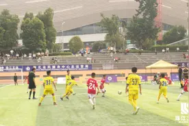 “星耀五洲杯”青少年足球文化节重庆总决赛落幕，全国97支队伍近2000人参赛图片