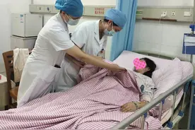 二胎孕妈大出血超1500毫升！国庆假期这家医院上演“生死时速”图片