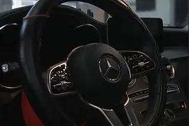 2年修10次！30万买奔驰“狂抖”不止 车主：我供了个“祖宗”图片