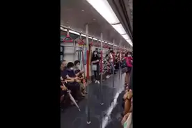 港媒：暴雨肆虐，港铁有列车漏水，跑马地工棚架倒塌致一死一伤图片