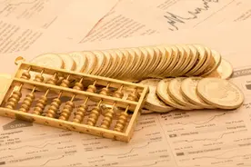 10月券商金股组合惊现大变局：周期股热度急降；6个月后白酒股又香了图片