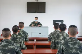 节后第一天，兵哥哥都在忙啥？图片