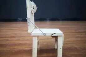 厉害了！可折叠可收纳，衢州这群小学生设计出教室午休床，老师称其中一款可开发应用图片