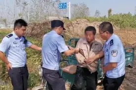 奇葩！男子为贪便宜盗窃女性连衣裙、内衣给老婆穿图片